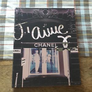 Oliver Gal 31 Rue Cannon